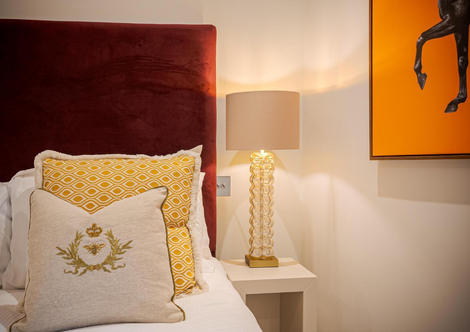 Modern 3 Bedroom Luxury House With Garage In Central London Exteriör bild