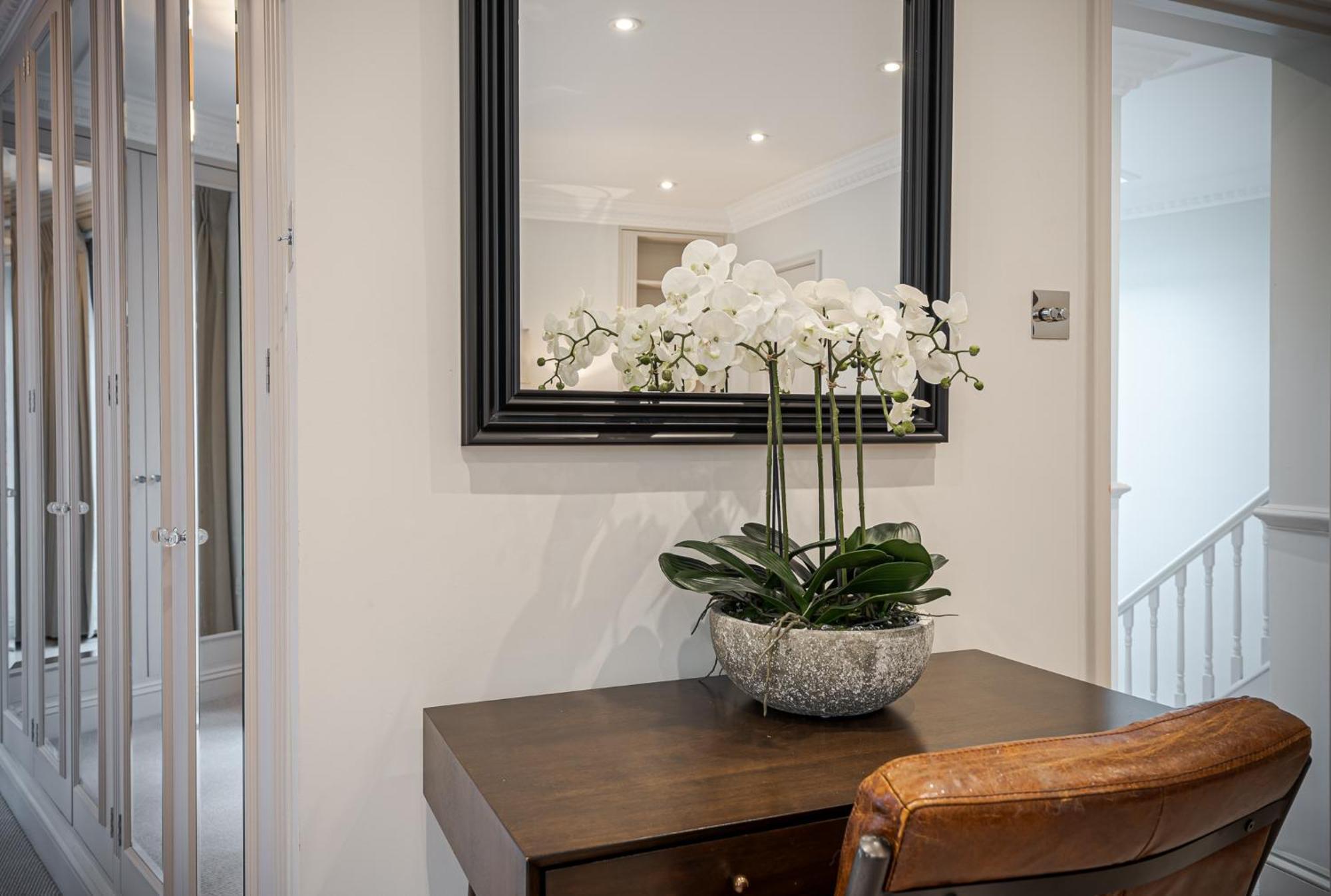 Modern 3 Bedroom Luxury House With Garage In Central London Exteriör bild