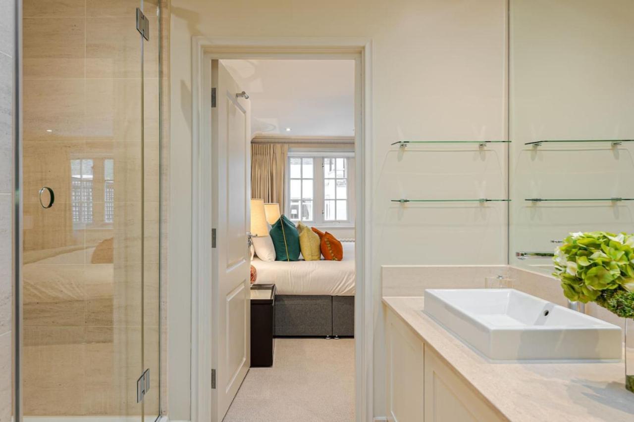 Modern 3 Bedroom Luxury House With Garage In Central London Exteriör bild