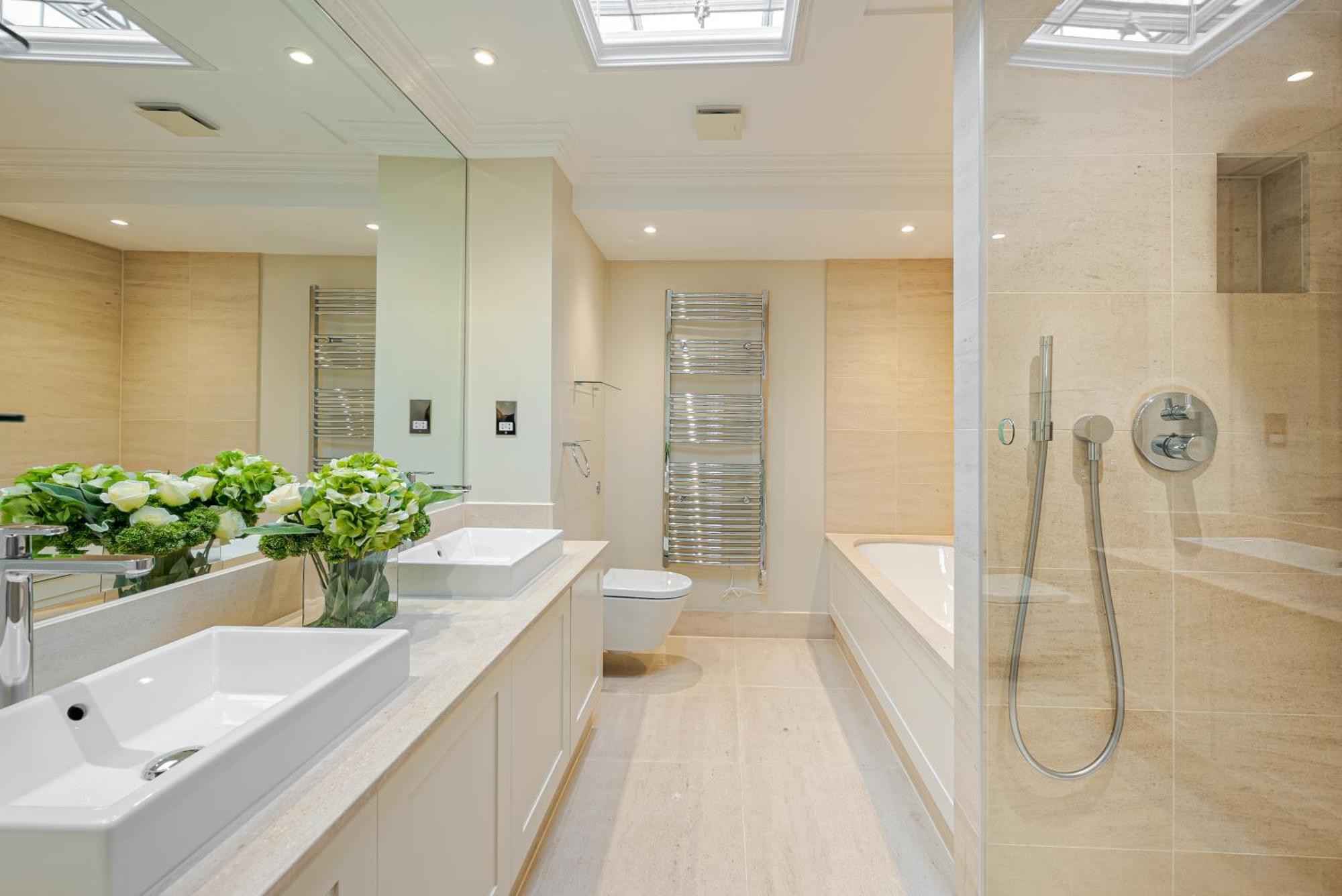 Modern 3 Bedroom Luxury House With Garage In Central London Exteriör bild